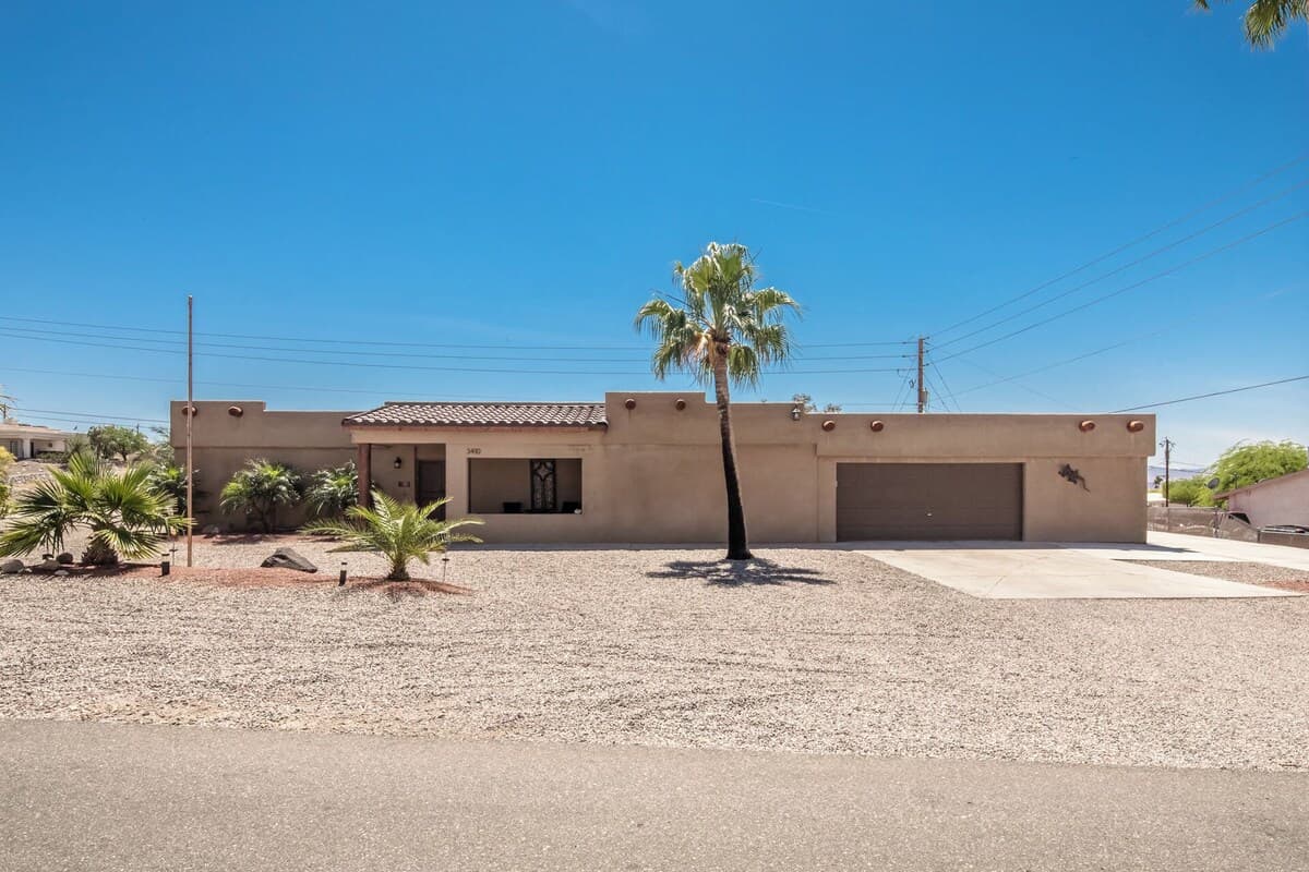 Ranked 10/10•Pool/Spa•Outdoor Kitchen•GameRm•Multi-Family•Lakeview•4BR•2.5 Baths